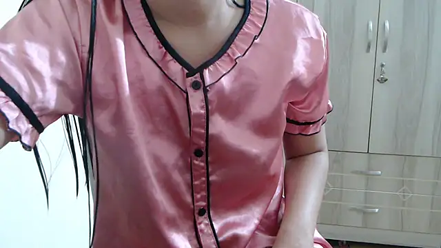 Snapshot of Beauty_Asian_Tina chatting on March 22, 2025, 6:43 am Beauty Asian Tina online show from March 22, 2025, 6:43 am
