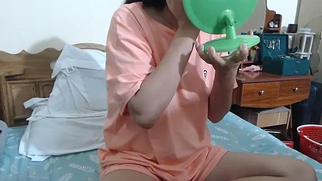 Snapshot of Beauty_Asian_Tina chatting on September 20, 2025, 8:54 pm Beauty Asian Tina online show from September 20, 2025, 8:54 pm