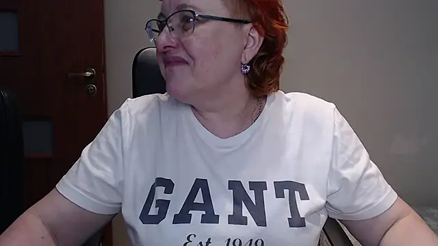 JoannaAndNeighbour online show from March 4, 2025, 2:21 pm