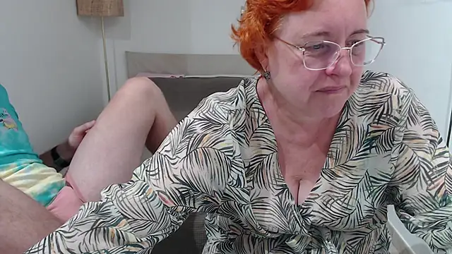JoannaAndNeighbour online show from September 20, 2025, 6:58 am