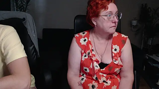 JoannaAndNeighbour online show from November 17, 2025, 8:53 am