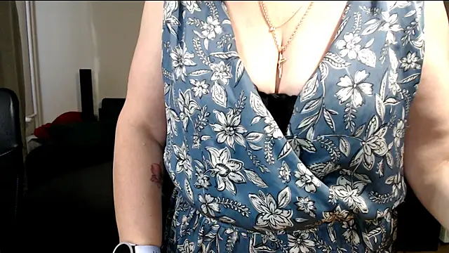 JoannaAndNeighbour online show from March 2, 2026, 7:15 am