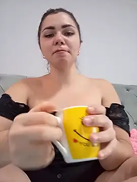 HannahMeid online show from October 20, 2025, 9:32 am