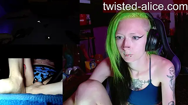 Snapshot of alicewonder09 chatting on June 10, 2026, 2:56 am alicewonder09 online show from June 10, 2026, 2:56 am