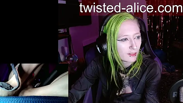 Snapshot of alicewonder09 chatting on July 9, 2026, 3:21 am alicewonder09 online show from July 9, 2026, 3:21 am