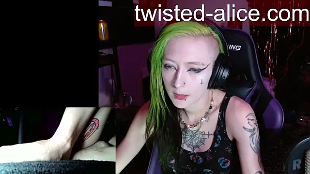 Snapshot of alicewonder09 chatting on July 16, 2026, 3:23 am alicewonder09 online show from July 16, 2026, 3:23 am