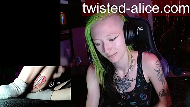 Snapshot of alicewonder09 chatting on July 19, 2026, 2:59 am alicewonder09 online show from July 19, 2026, 2:59 am