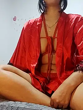 Amal Hadid online show from March 20, 2025, 11:23 pm