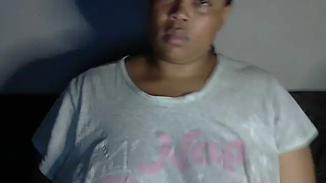 Snapshot of Sexy-queen99xx chatting on October 17, 2025, 11:18 pm Sexy-queen99xx online show from October 17, 2025, 11:18 pm