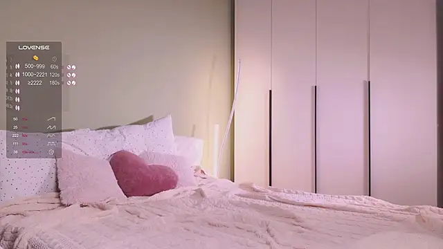 Rinas secret online show from December 21, 2025, 7:37 am