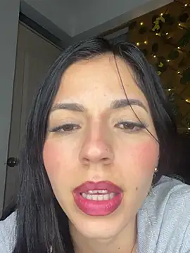 Flor69eva online show from October 16, 2025, 5:52 am