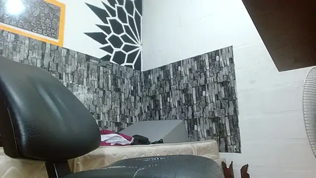 stripnolimits online show from May 29, 2026, 12:08 am