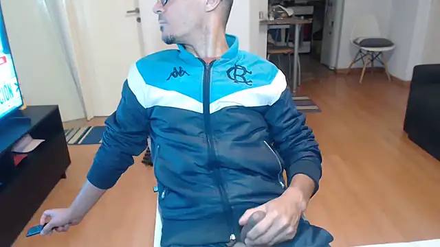 guachin hunk online show from June 16, 2026, 10:56 pm