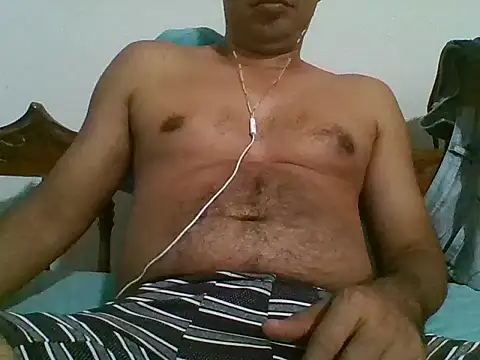 Snapshot of bbccol1 chatting on January 4, 2025, 3:50 am bbccol1 online show from January 4, 2025, 3:50 am