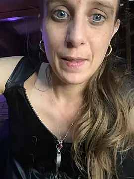 Snapshot of LadyChantale chatting on January 21, 2025, 5:41 pm LadyChantale online show from January 21, 2025, 5:41 pm