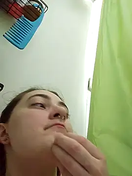 Snowbunnycake 131 online show from November 14, 2025, 10:14 am