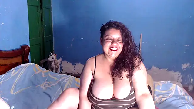 Snapshot of Lauren_baby chatting on October 24, 2025, 11:12 pm Lauren baby online show from October 24, 2025, 11:12 pm