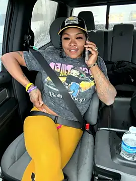 HaloRodeoLover2 online show from March 12, 2026, 5:30 pm