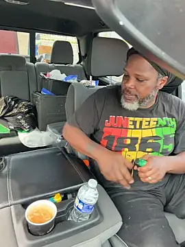 HaloRodeoLover2 online show from April 18, 2026, 7:51 pm