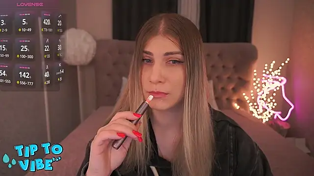 CassandraGood online show from March 4, 2025, 7:51 am