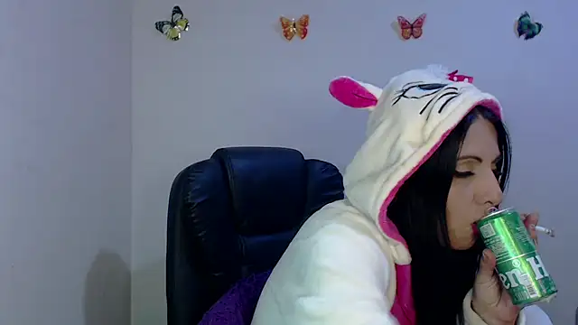 Snapshot of sahtlove1 chatting on October 24, 2025, 3:25 am sahtlove1 online show from October 24, 2025, 3:25 am