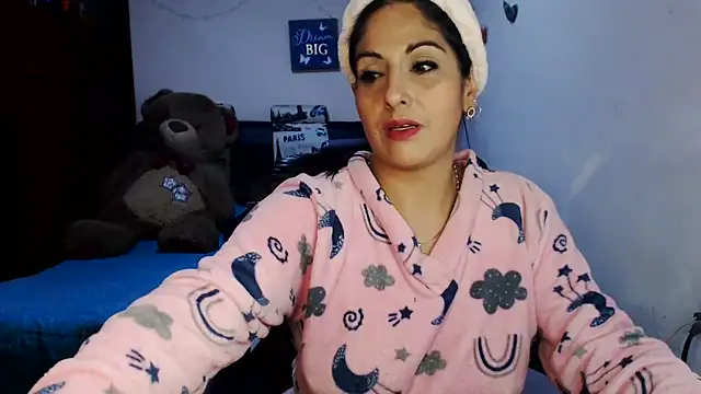 Snapshot of sahtlove1 chatting on December 4, 2025, 1:26 am sahtlove1 online show from December 4, 2025, 1:26 am