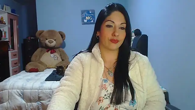 Snapshot of sahtlove1 chatting on May 15, 2026, 11:56 pm sahtlove1 online show from May 15, 2026, 11:56 pm