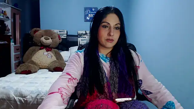 Snapshot of sahtlove1 chatting on May 27, 2026, 1:57 am sahtlove1 online show from May 27, 2026, 1:57 am