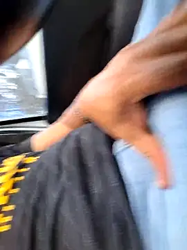 Snapshot of Eumanzor chatting on February 20, 2026, 8:53 pm Eumanzor online show from February 20, 2026, 8:53 pm