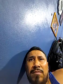 Snapshot of Eumanzor chatting on February 27, 2026, 2:33 am Eumanzor online show from February 27, 2026, 2:33 am