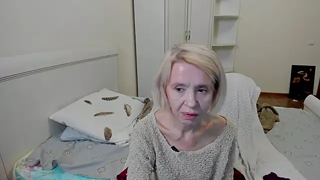 aminalive online show from November 28, 2025, 6:21 pm