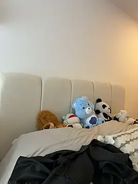 oriana zoeee online show from March 4, 2026, 10:38 pm