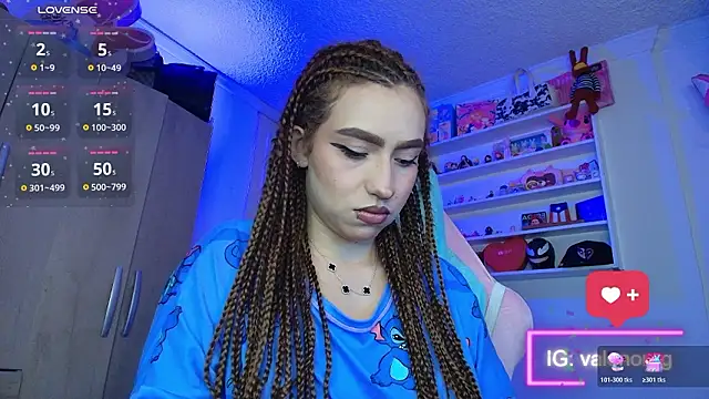 valenor  online show from February 24, 2026, 3:04 am