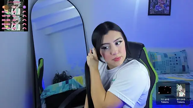caroline23 x online show from February 1, 2025, 2:47 am