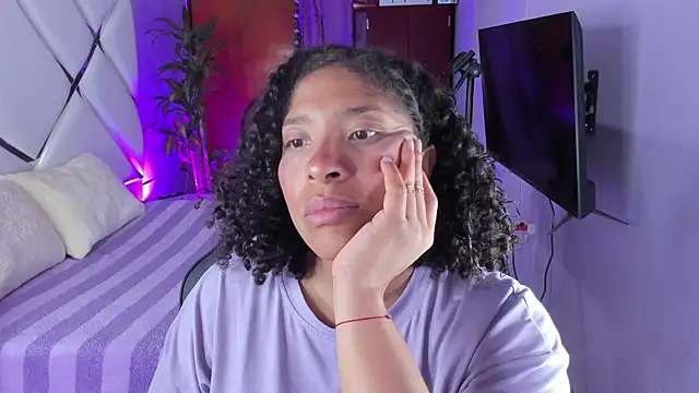 Snapshot of DannaBerry chatting on September 8, 2025, 3:22 pm DannaBerry online show from September 8, 2025, 3:22 pm