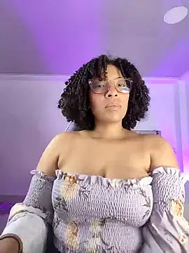 Snapshot of DannaBerry chatting on October 30, 2025, 3:02 pm DannaBerry online show from October 30, 2025, 3:02 pm