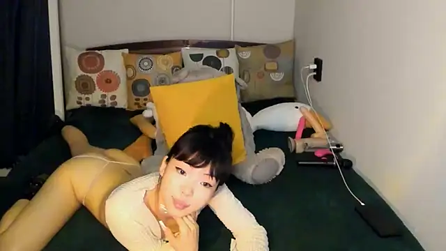 Stripchatlady online show from April 13, 2026, 1:38 pm