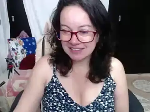 Sonialorens  online show from December 24, 2024, 11:49 am