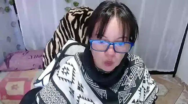 Sonialorens  online show from January 22, 2025, 1:32 pm