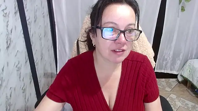 Sonialorens  online show from March 6, 2025, 12:09 pm