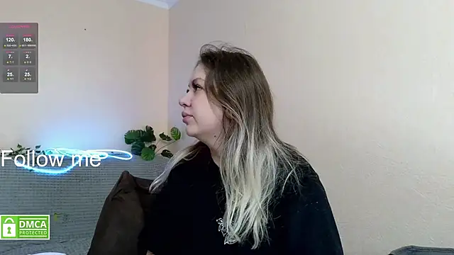 elven dreams  online show from March 11, 2026, 5:46 am