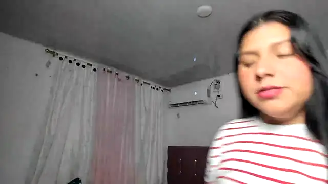 venuxwilliam online show from December 23, 2025, 12:41 am