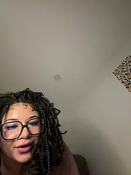 Snapshot of IamSashaLuv chatting on February 28, 2025, 1:58 am IamSashaLuv online show from February 28, 2025, 1:58 am