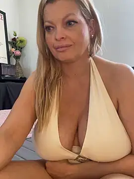 Lisavontease online show from May 30, 2026, 2:58 pm