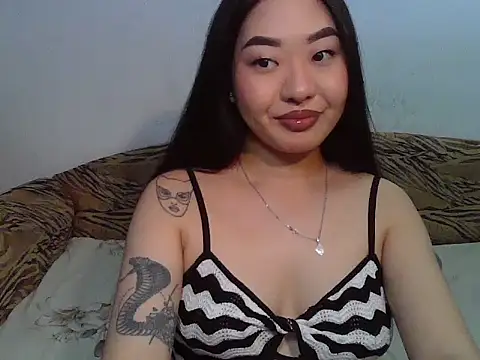 Snapshot of Aleksa_Blackdream chatting on November 6, 2025, 10:49 am Aleksa Blackdream online show from November 6, 2025, 10:49 am