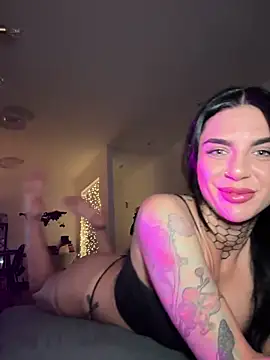 Snapshot of LexiCoco chatting on December 8, 2024, 6:22 am LexiCoco online show from December 8, 2024, 6:22 am