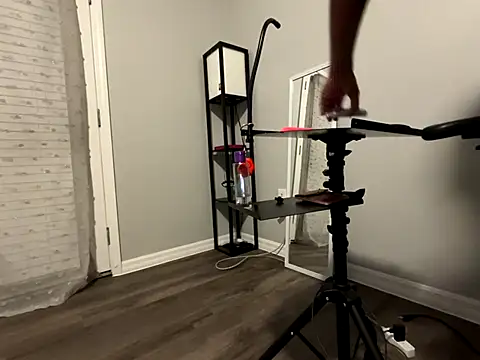 RylHoneyy online show from October 23, 2025, 7:07 am