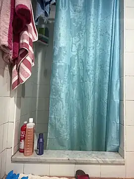 CRHYSTEL online show from February 23, 2025, 1:32 pm