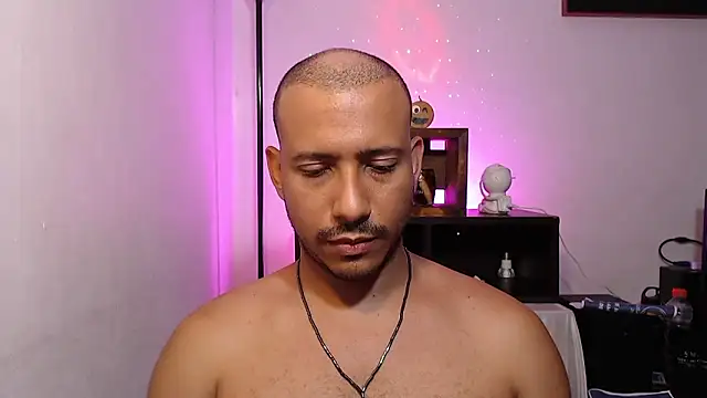 thommerxxx online show from June 10, 2026, 6:18 pm