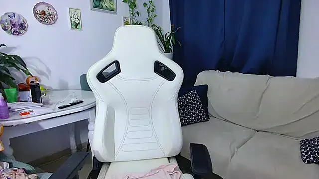 Selenna57 online show from January 14, 2026, 6:46 pm